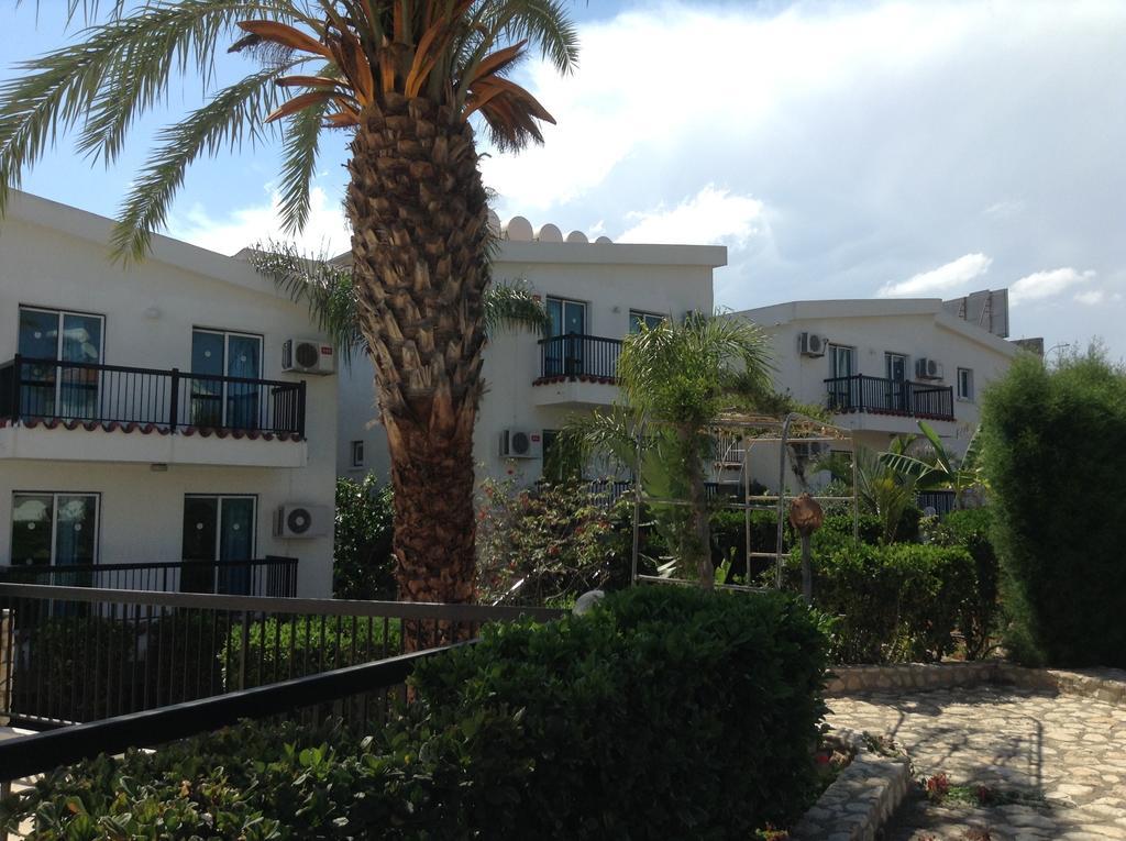 Aphelandra Hotel Apartments Ayia Napa Luaran gambar
